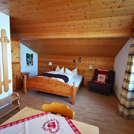 Haus Steinkarblick Und Berghaeusl 3*