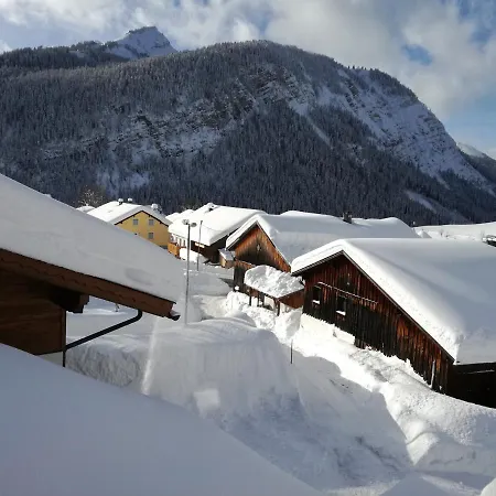 Guest house Haus Steinkarblick Und Berghaeusl 3*