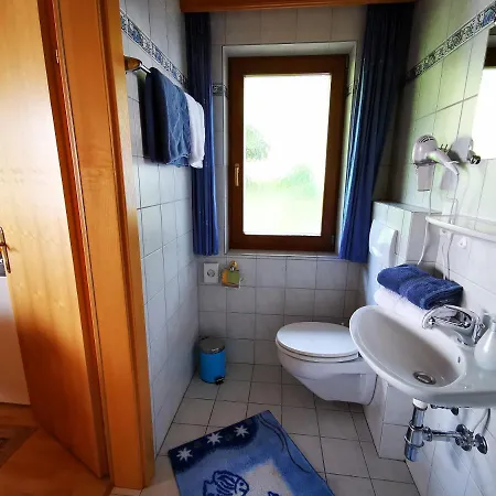 בית הארחה Haus Steinkarblick Und Berghaeusl 3*